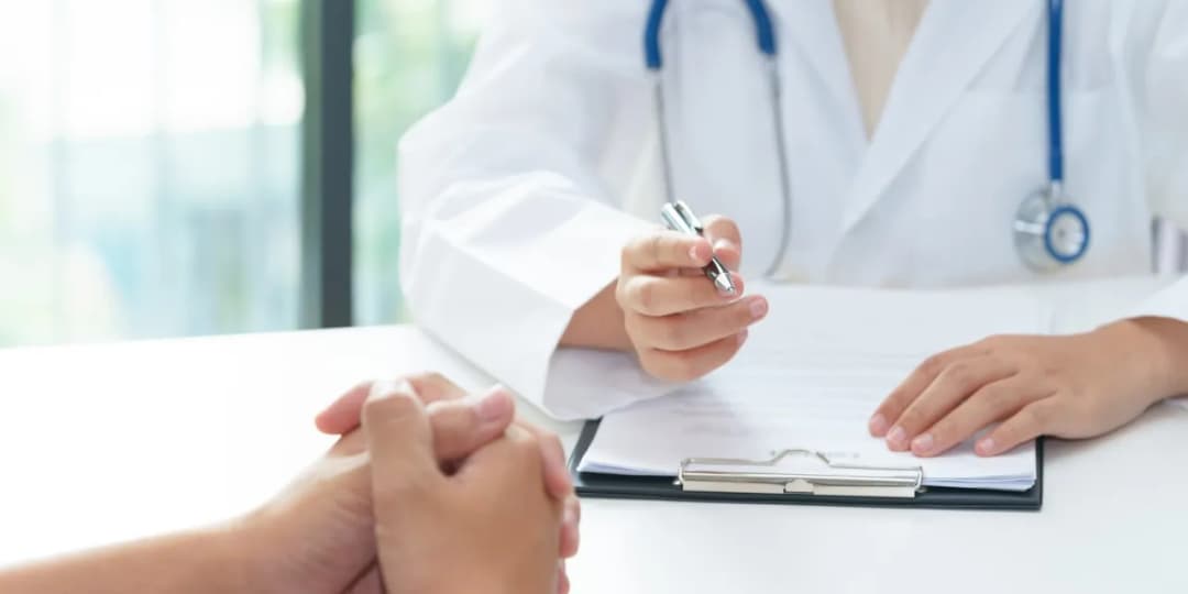 Jakie badania przed rezonansem z kontrastem są niezbędne dla bezpieczeństwa?