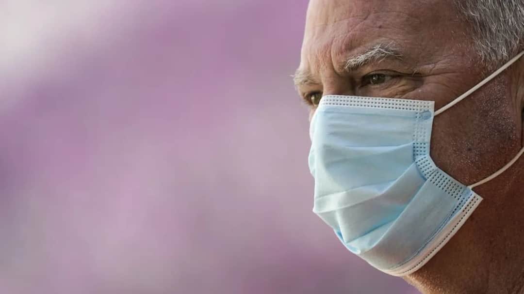 Dlaczego chirurgowi maseczka podczas operacji jest niezbędna dla bezpieczeństwa?